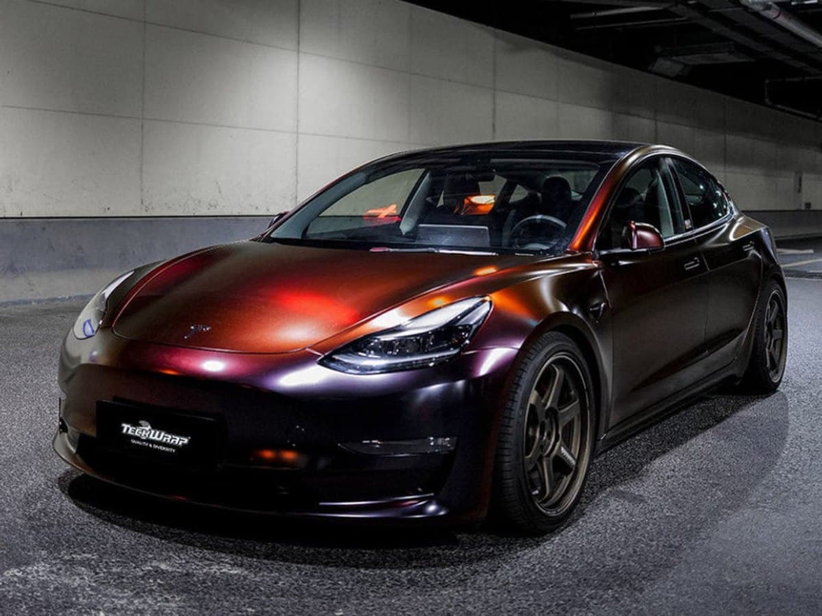 Siyah Porsche 911, mat PPF görünümü